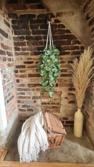 Wish End Cottage Ratton Dış mekan fotoğraf