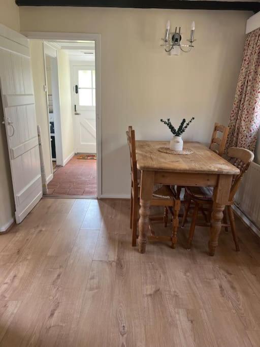 Wish End Cottage Ratton Dış mekan fotoğraf